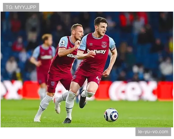 南安普顿攻势如虹，持续施压对手防线